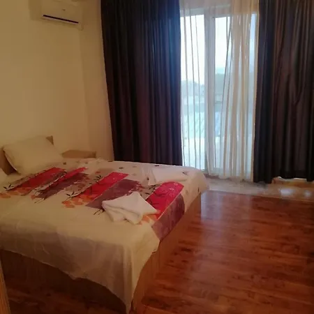 Deval House Tarfa Gasthof Lozenets